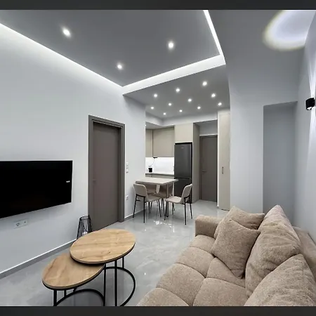 Feel Good With Private Jacuzzi * Saloniki